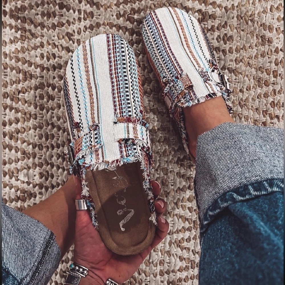 NIB Brand New In Box Very G Multi Colored Basket Clogs Slip On Shoes Slides